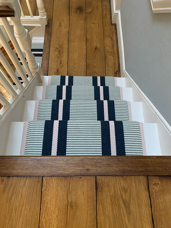 Stripes Transat Peacock PN28 - with Smoked oak planks on landing