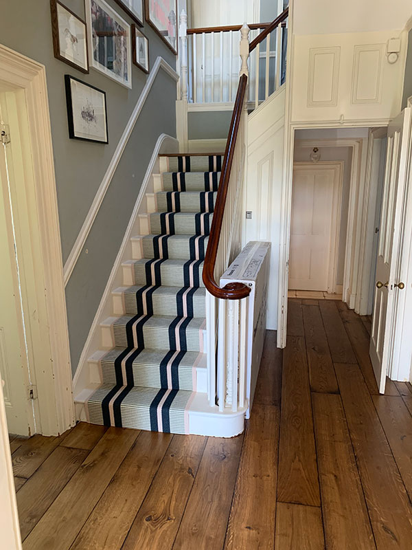 Stripes Transat Peacock PN28 - with Smoked oak planks in Hallway